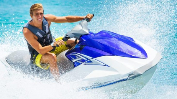 marine-boat-jetski-clear-vinyll-wrap-gold-coast-PPF